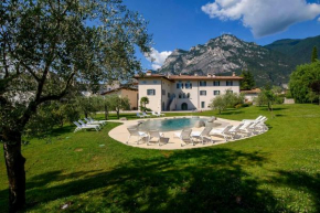Отель Borgo San Nazzaro  Рива Дель Гарда